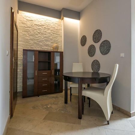 Apartamenty Na Warszawskiej Sieradz Luaran gambar