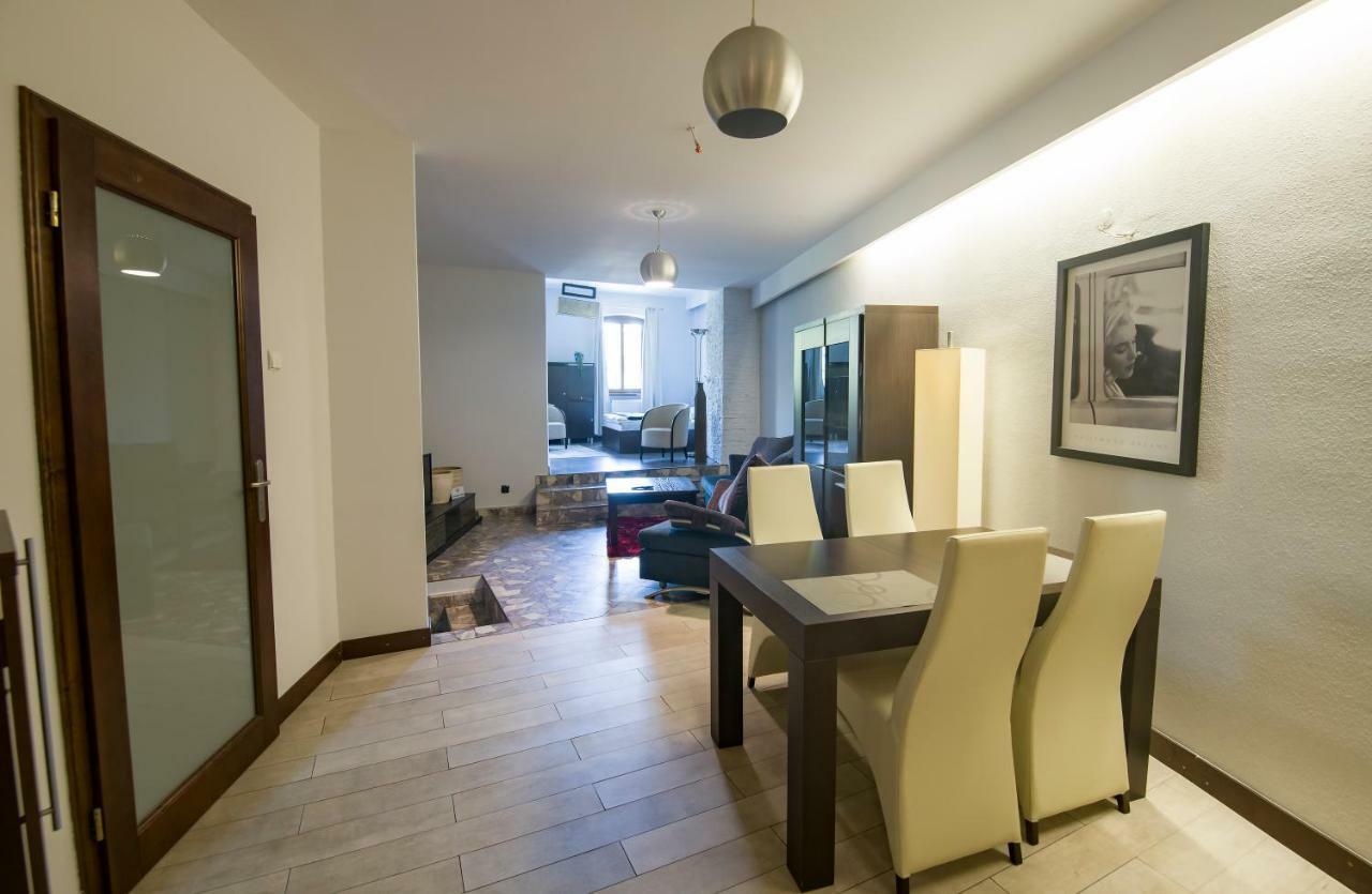 Apartamenty Na Warszawskiej Sieradz Luaran gambar