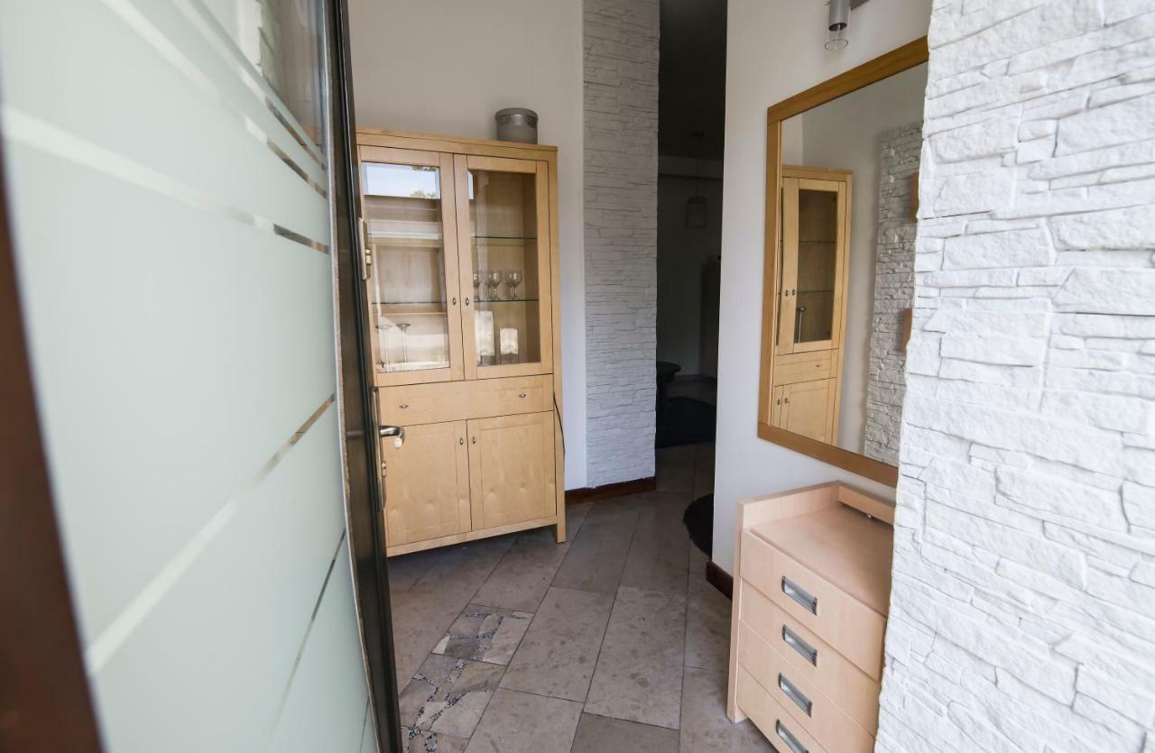 Apartamenty Na Warszawskiej Sieradz Luaran gambar
